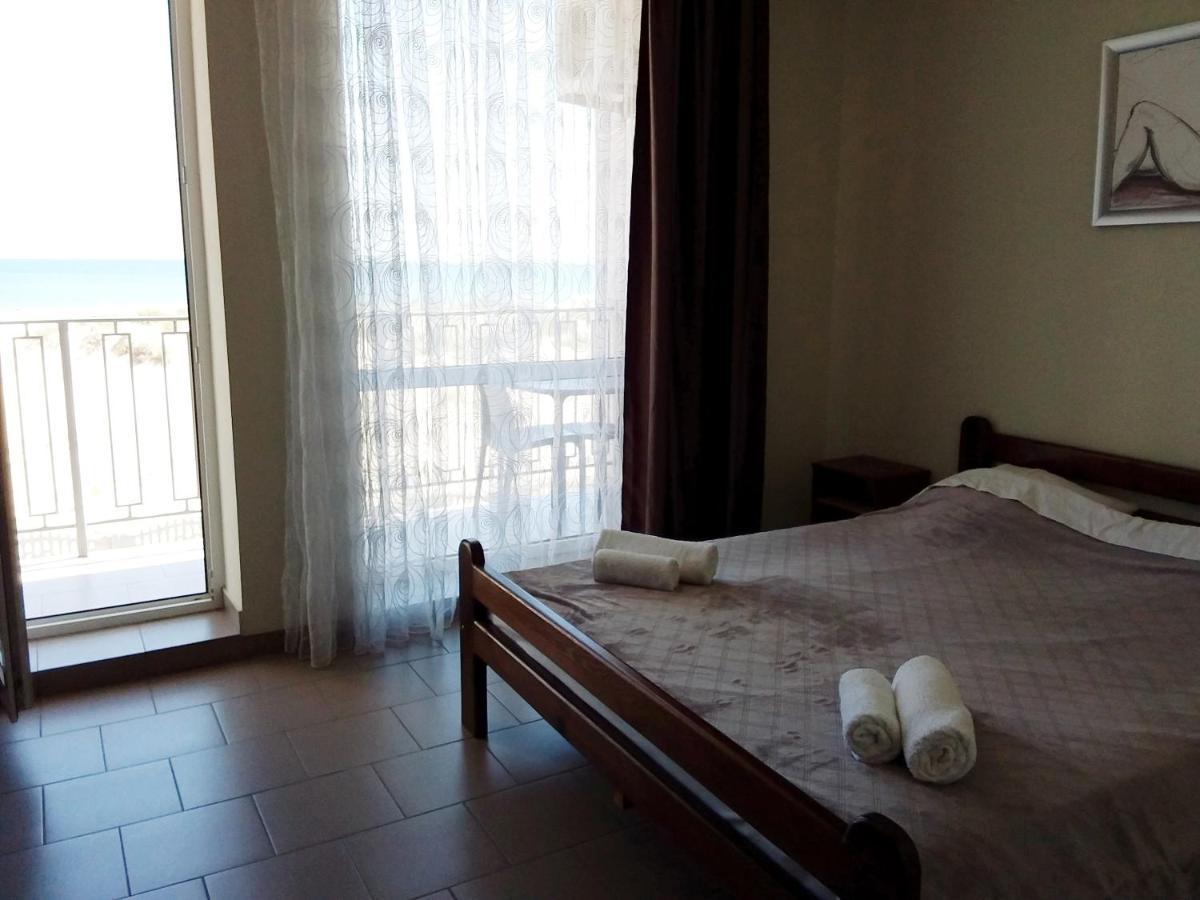 Hotel Golden Beach Zatoka Eksteriør bilde
